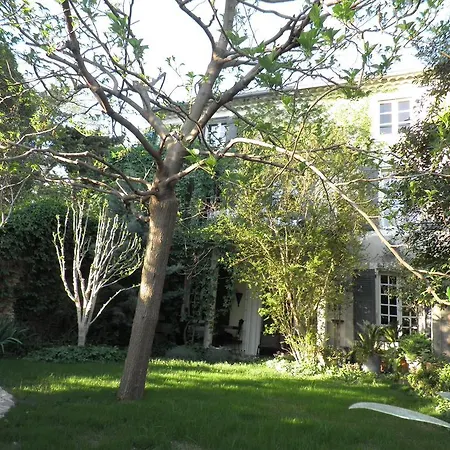 Maison Leopold * Montaren-et-Saint-Médiers