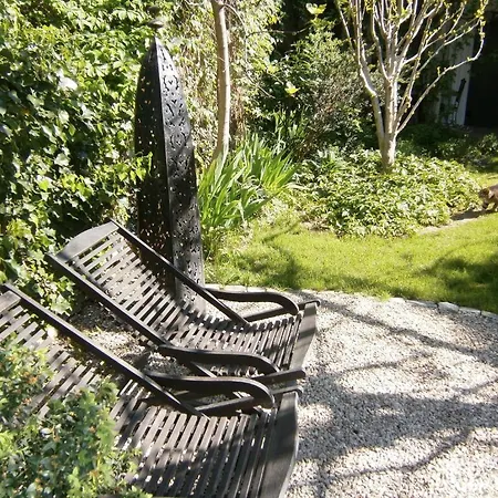 Maison Leopold Bed & Breakfast